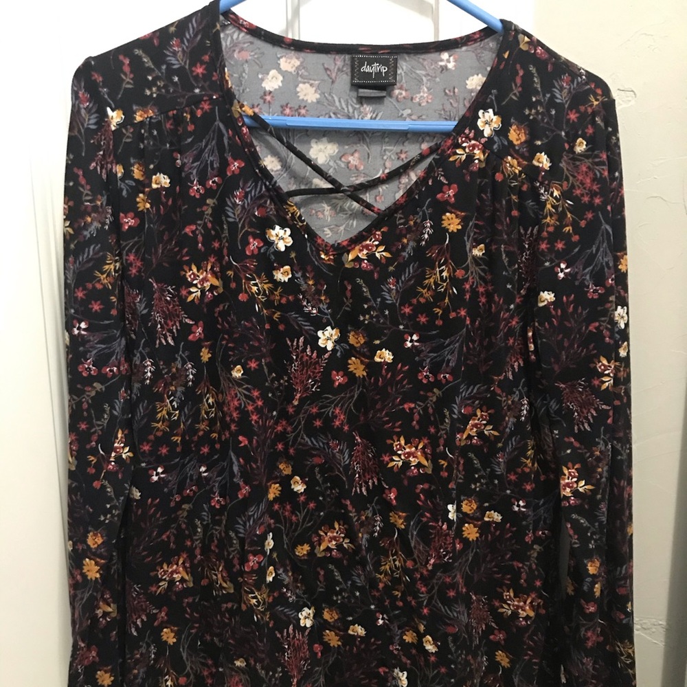 Day trip long sleeve floral shirt